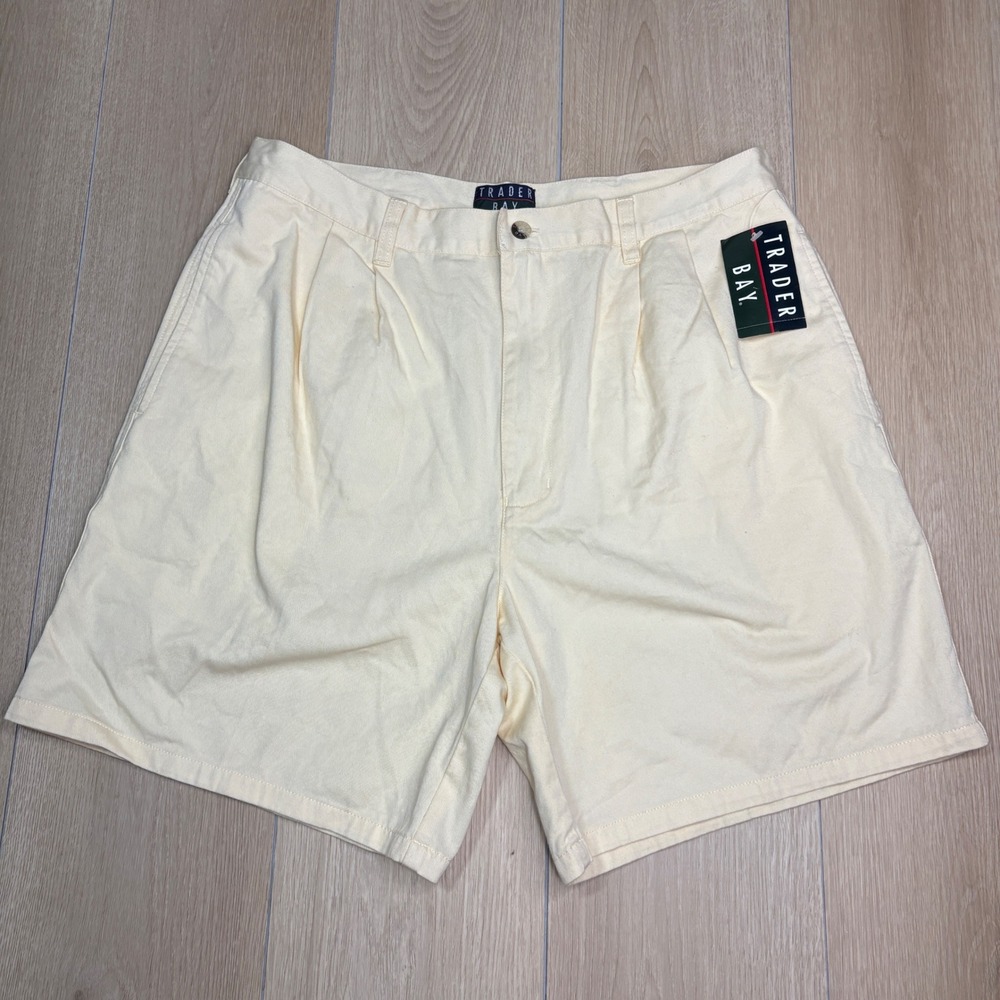 Trader Bay Mens Pleated Chino Shorts Butter Yellow Cotton Vintage 36 Sears NWT